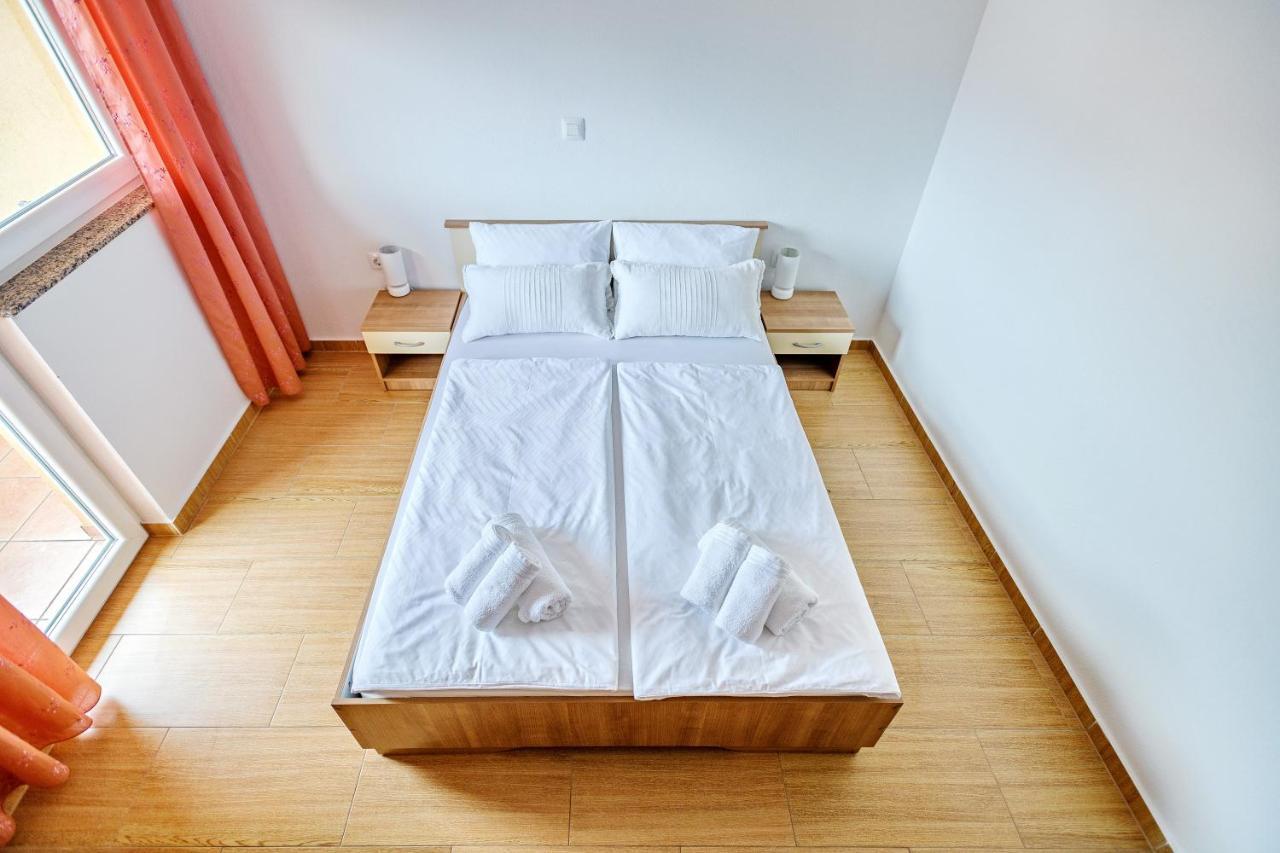 Comfort Apartments In Peaceful Area Zadar - With Garden Экстерьер фото