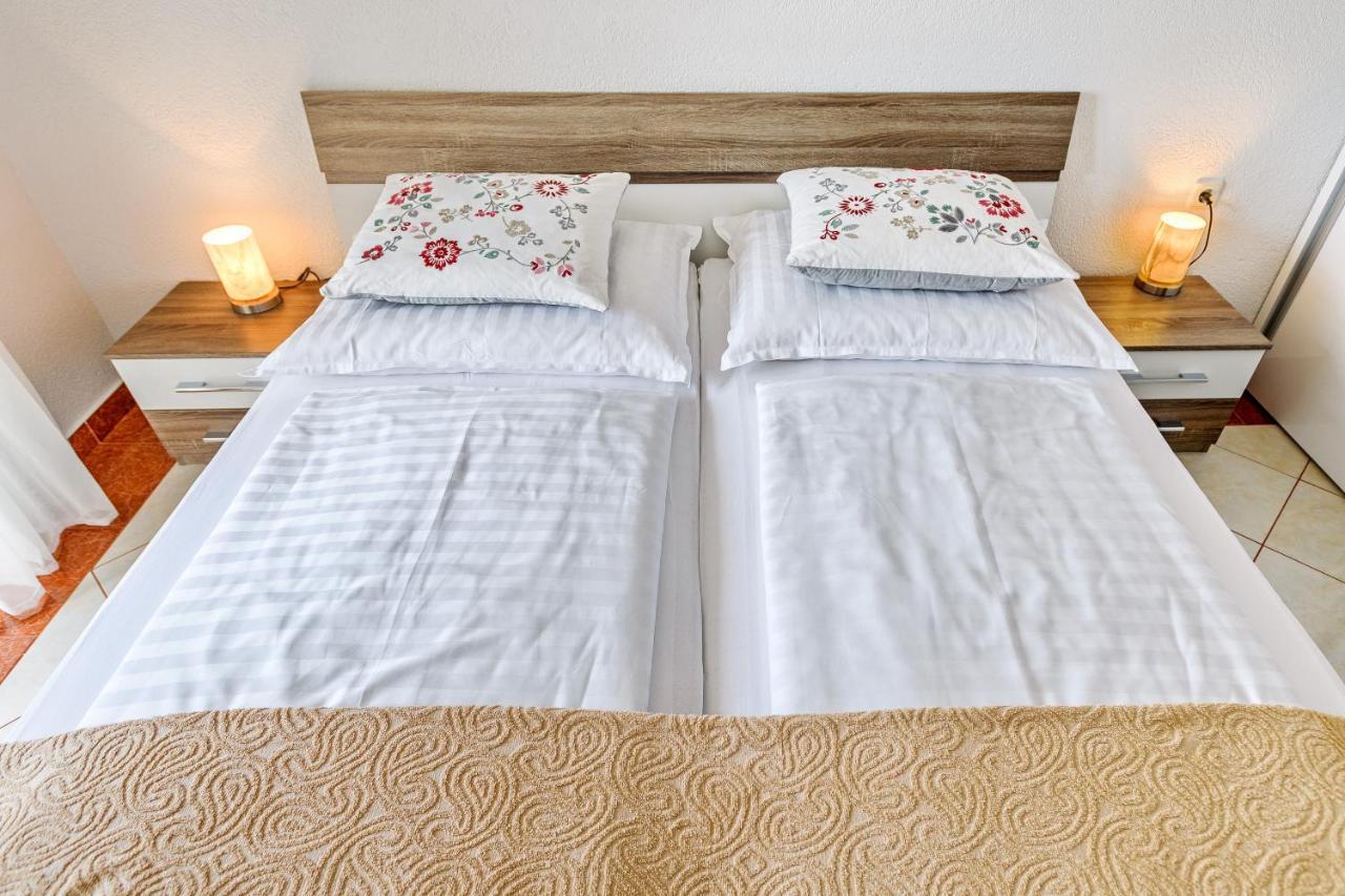 Comfort Apartments In Peaceful Area Zadar - With Garden Экстерьер фото