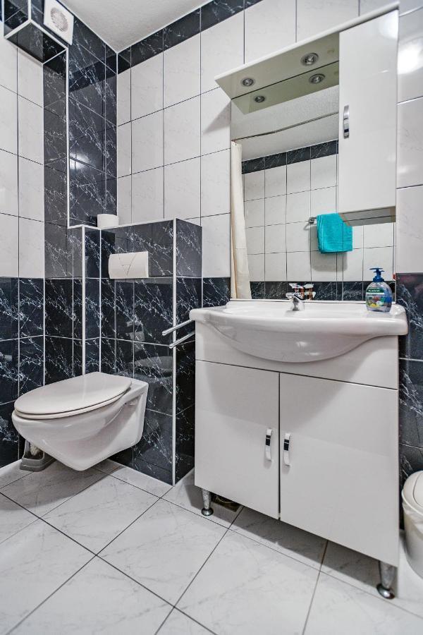 Comfort Apartments In Peaceful Area Zadar - With Garden Экстерьер фото