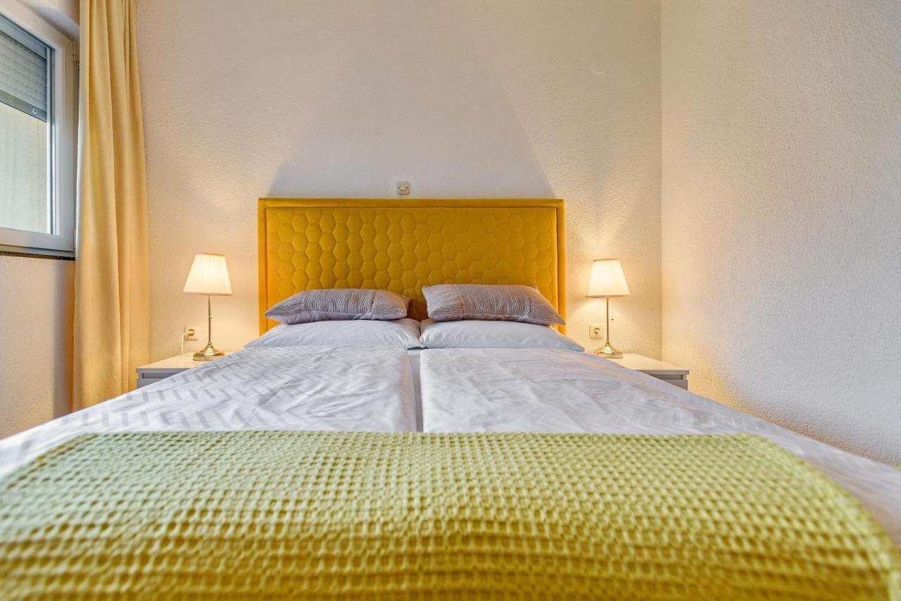 Comfort Apartments In Peaceful Area Zadar - With Garden Экстерьер фото